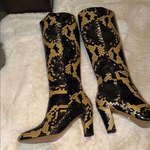 Gucci python boots